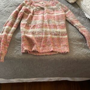 Women’s sweater lot